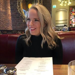 Meet your Posher, Natalie